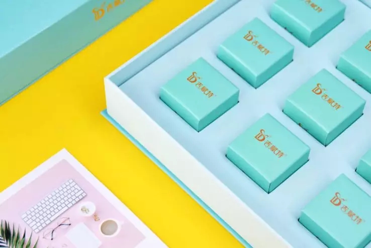 吉賦愛的衣裳巧克力禮盒